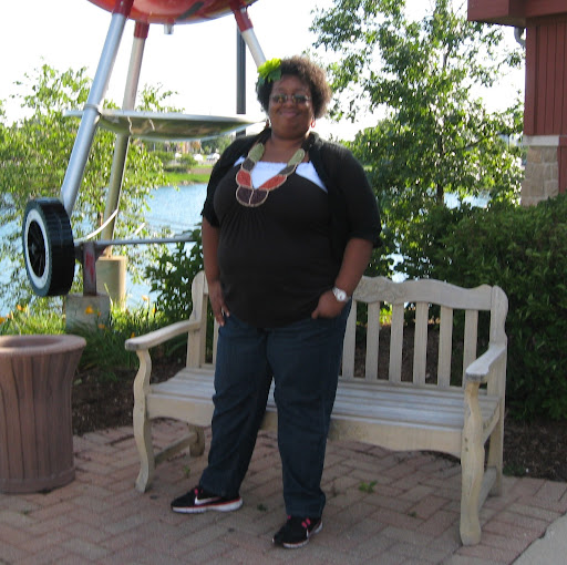 Robin Lowery Photo 20