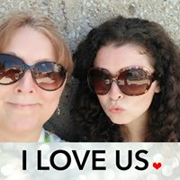 Jacqueline Abbott Photo 30