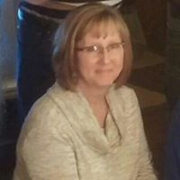 Julie Hansen Photo 21