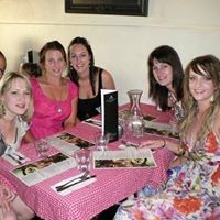 Rebecca Pettitt Photo 10