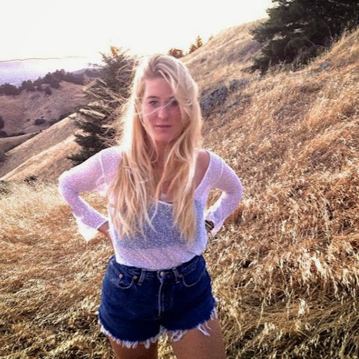 Julia Francis Photo 38