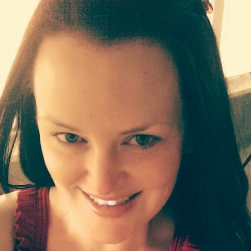 Amy Keating Photo 39