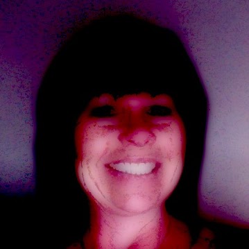 Julia Harrison Photo 36
