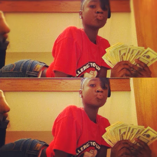 Raven Morris Photo 14