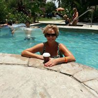 Christine Mccarley Photo 4