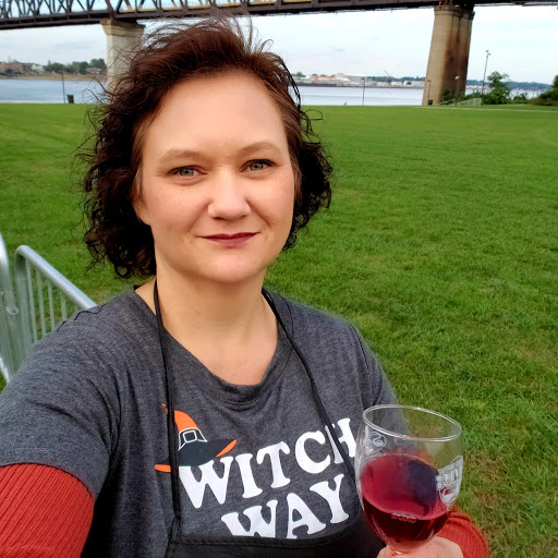 Desiree Johnson Photo 24