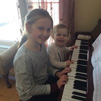 Jillian Macdonald Photo 16