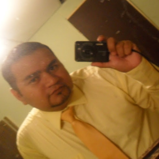 Sam Alvarez Photo 38