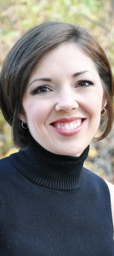 Traci Warren Photo 38