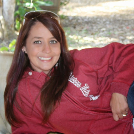 Emily Kitchens Photo 5