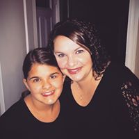 April Helton Photo 34