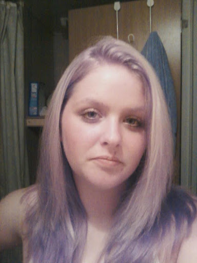 April Fowler Photo 37