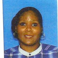 Yvette Adams Photo 6