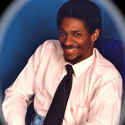 Leon Crenshaw Photo 6