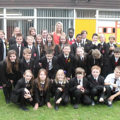 Julie Loveridge Photo 12