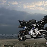 Julian Howell Photo 27