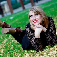 Elizabeth Poulos Photo 6