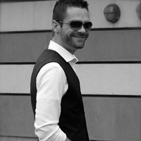 Adam Hansen Photo 28