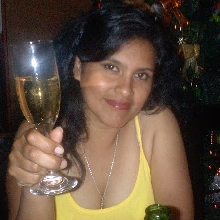 Elizabeth Brandon Photo 17