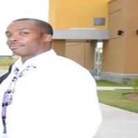 Derrick Summers Photo 11