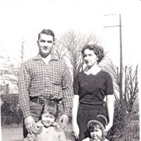 Julie Mckinley Photo 20