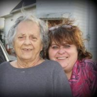 Melanie Capps Photo 14