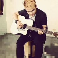 Mike Moreno Photo 38