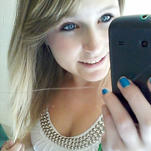 Amy Thomason Photo 5