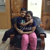 Divya Reddy Photo 14