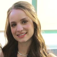 Abigail Russell Photo 15