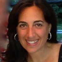 Laura Pearlman Photo 11