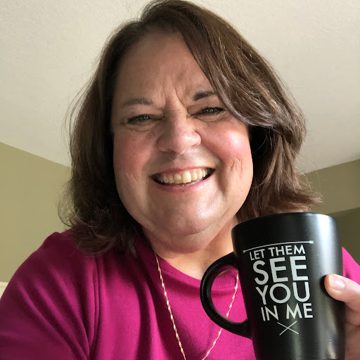 Amy Gilbert Photo 15