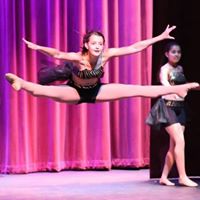 Michelle Meeks Photo 26
