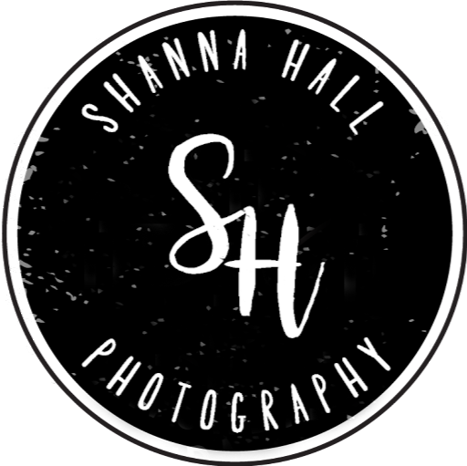 Shanna Hall Photo 14