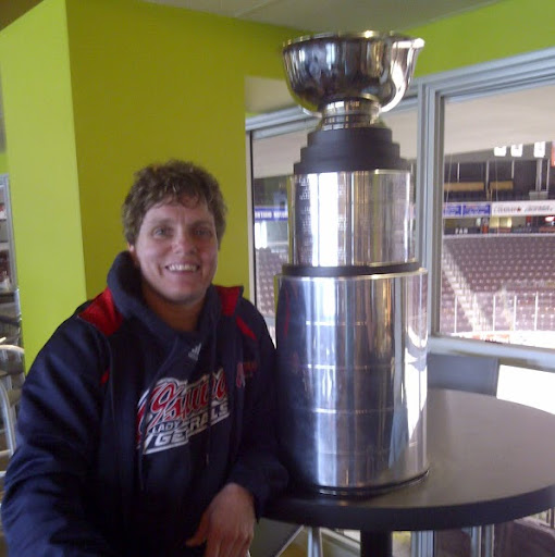 Laurie Ferguson Photo 34