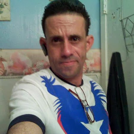 Alexander Calderon Photo 33