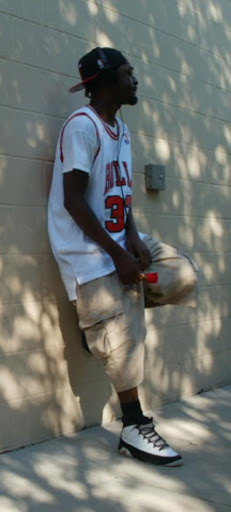 Bryant Gray Photo 17