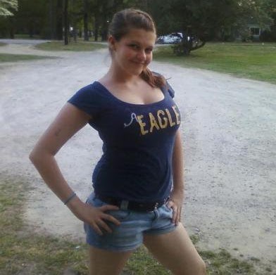 Kristen Simpson Photo 28