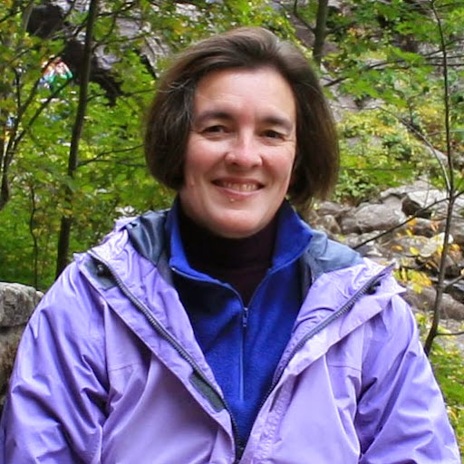 Martha Davidson Photo 26