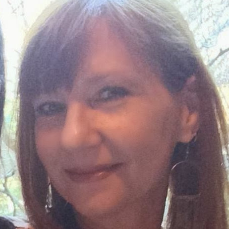 Amy Waters Photo 19