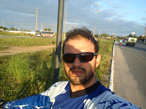 Daniel Ricardo Photo 36