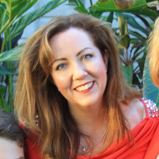 Lisa Hanlon Photo 25