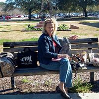 Rebecca Blackburn Photo 19