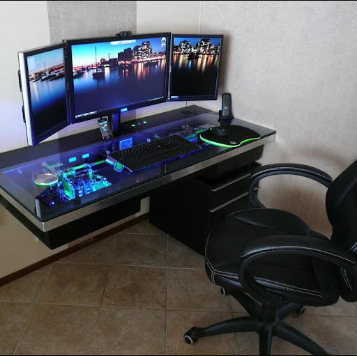 Christian Vaughn Photo 17