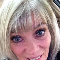 Deborah Esposito Photo 23