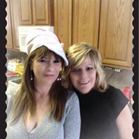 Julie Ferrell Photo 14