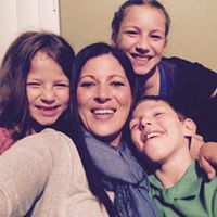 Laura Shuler Photo 8