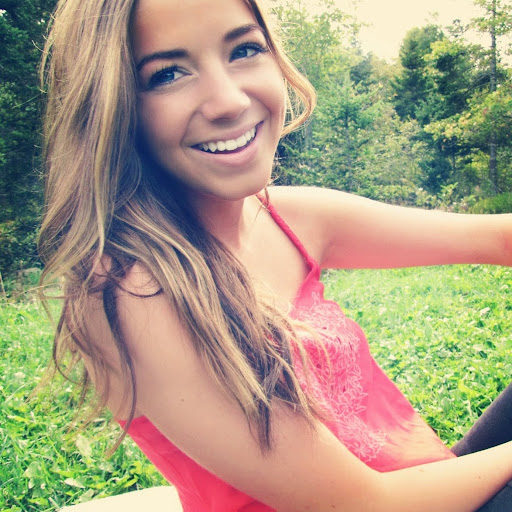 Jane Skinner Photo 36