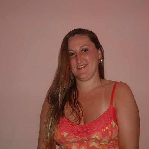 Christina Barnett Photo 12