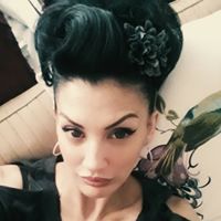 Christina Good Photo 14